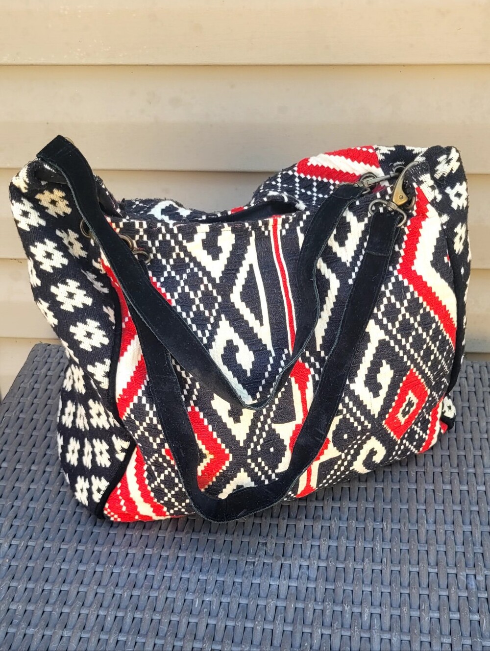 LOVESTITCH Hobo Western Embroirded Bag 20 x 14